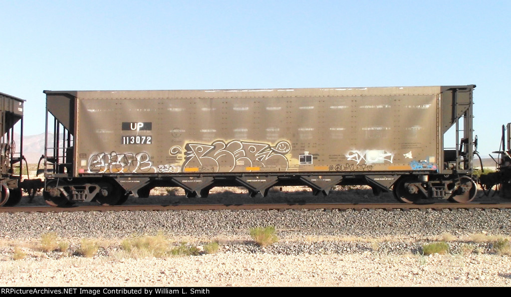 WB Unit Loaded Hooper Frt at Erie NV W-MdTrnSlv-Pshrs -157